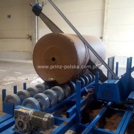 Saws for cutting of paper rolls